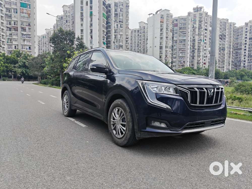 Mahindra Xuv700 2.0 Ax 3 Petrol Mt 5 Str, 2022, Petrol