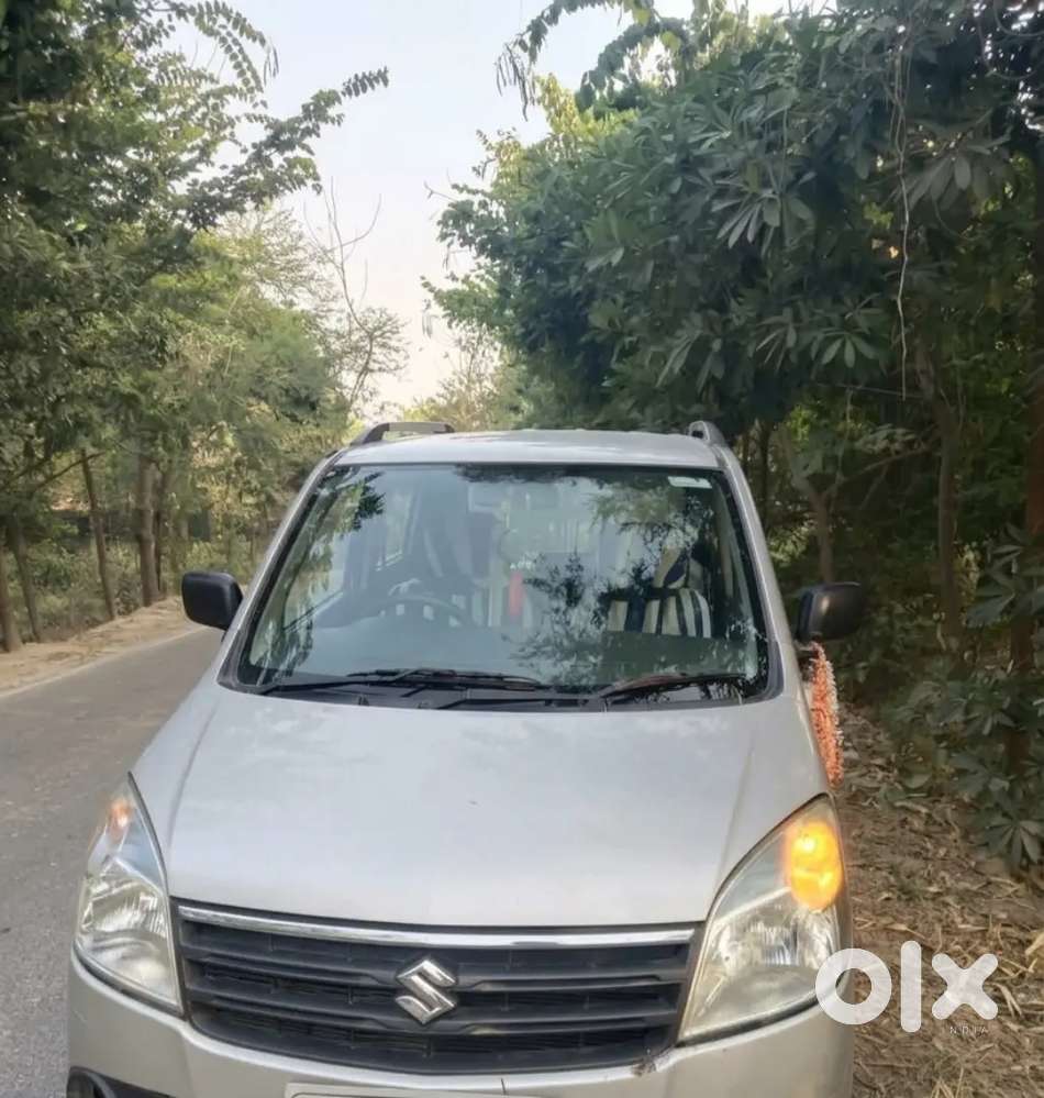Maruti Suzuki Wagon R 2011 Lxi (o) Manual Petrol Silver Colour