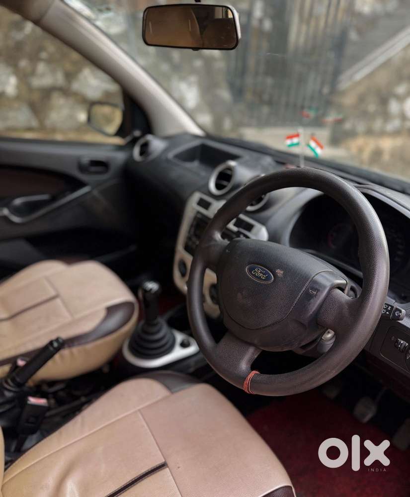 Ford Figo Ambiente, 2012, Petrol