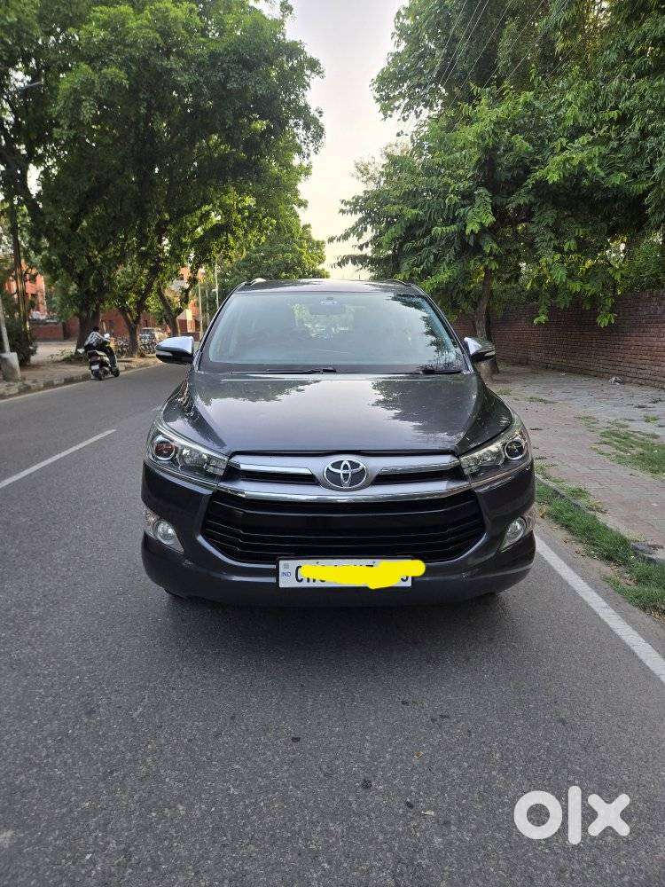 Toyota Innova Crysta 2.4 Z 7 Str, 2017, Diesel