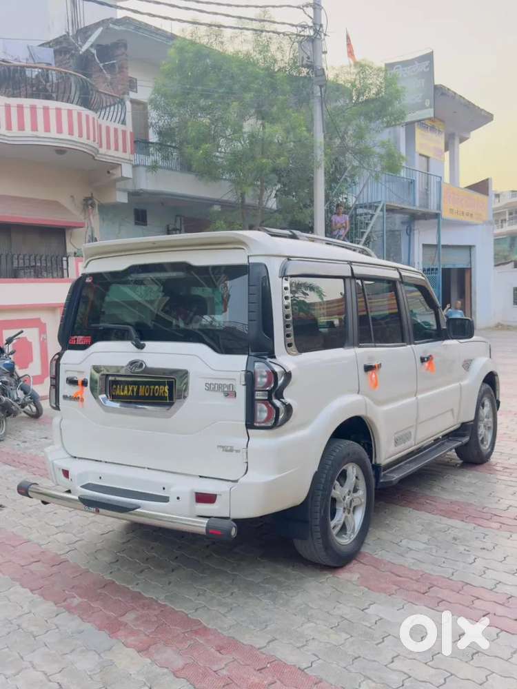 Mahindra Scorpio S10, 2015, Diesel