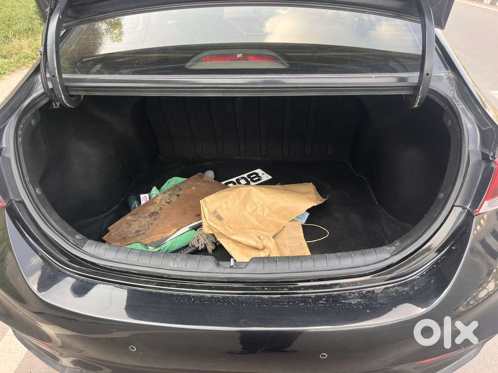Hyundai Verna [ ] Fluidic 4s 1.6 Crdi Sx (o) At, 2017, Diesel