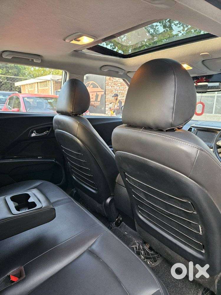 Mahindra Xuv300 W8 Option, 2022, Petrol