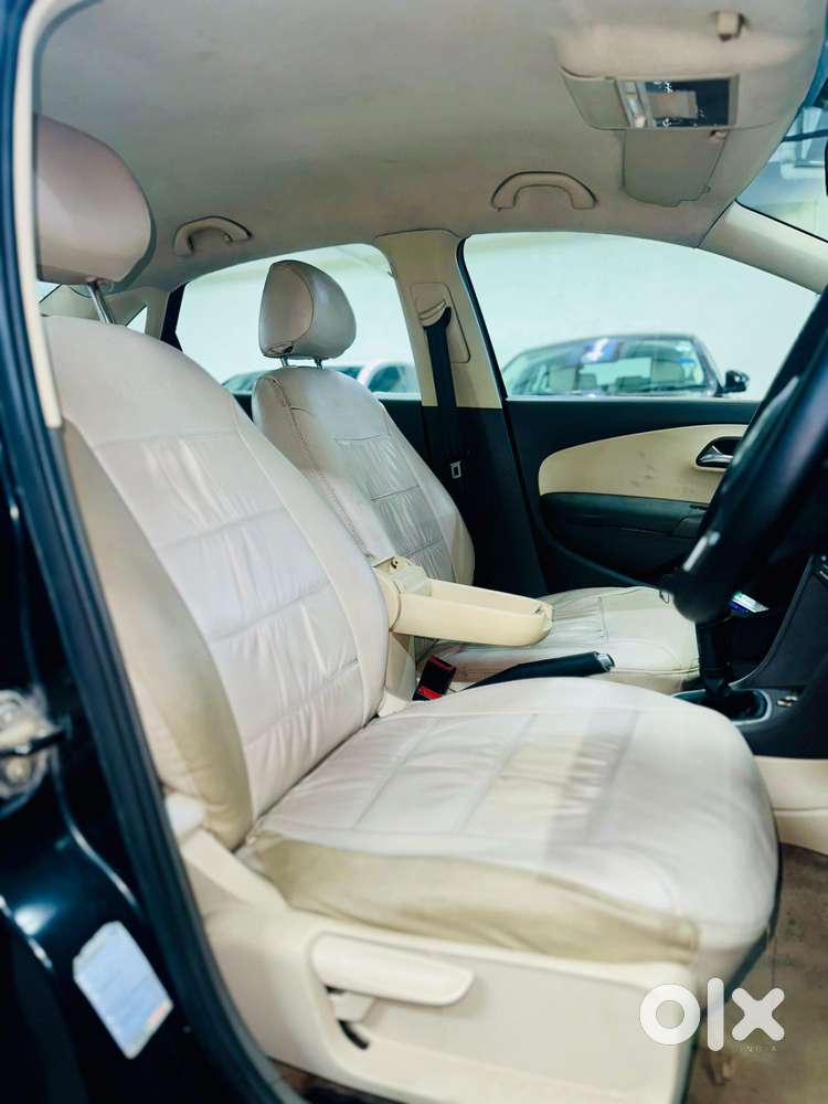 Volkswagen Vento 2010-2013 Petrol Highline, 2011, Petrol