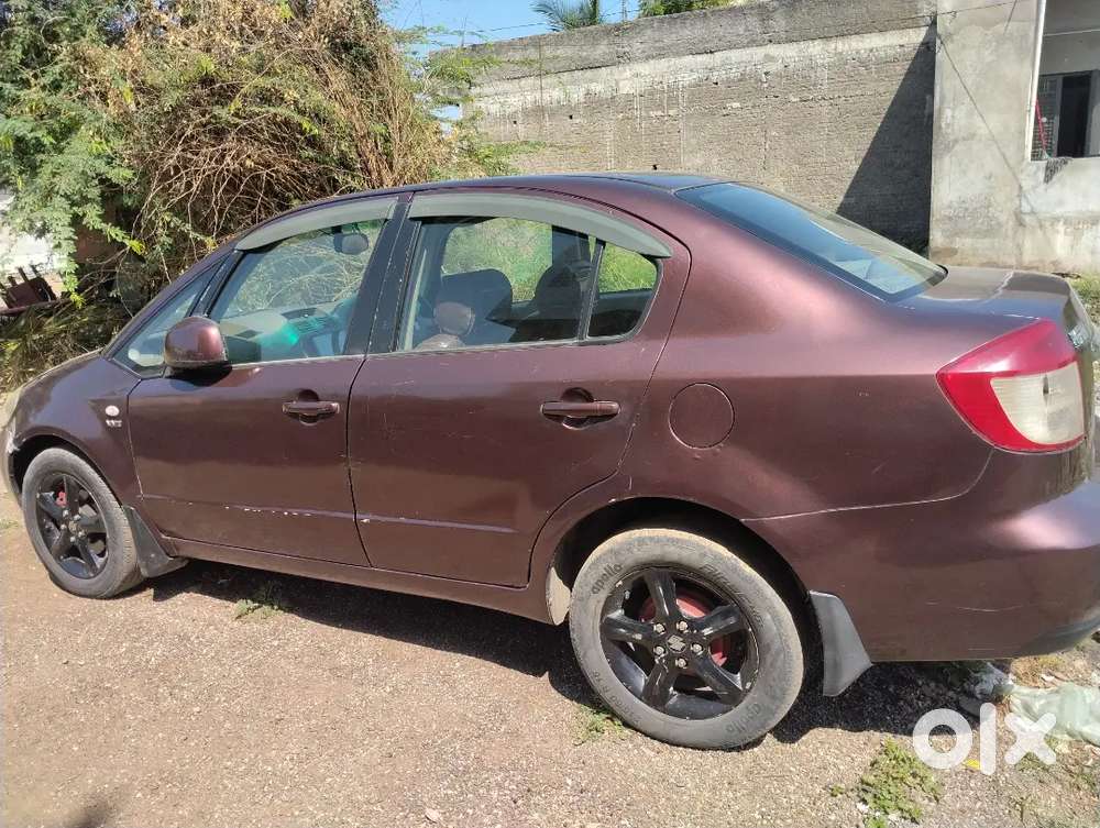 Urgent Sale
 Very Good Condition 
Petrol+cng
Insurance Expire