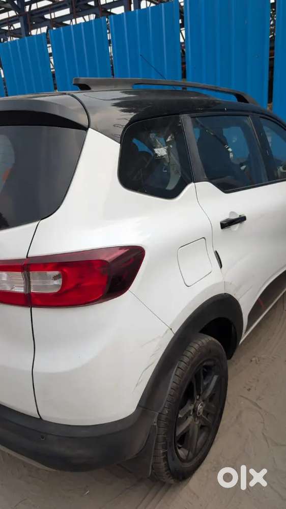 Renault Triber 2022 Dual Tone