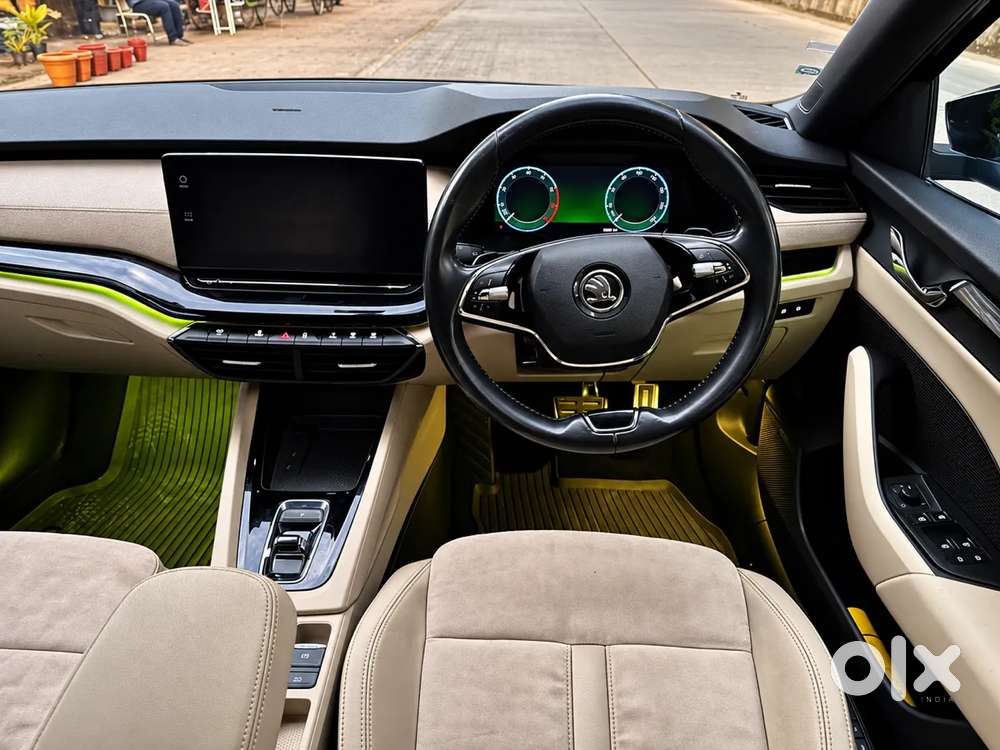 Skoda Octavia 2.0 L K Tsi At, 2022, Petrol