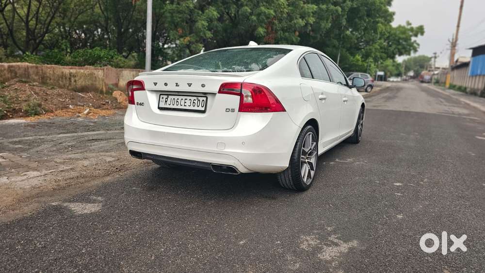 Volvo S60 D5 Kinetic, 2015, Diesel