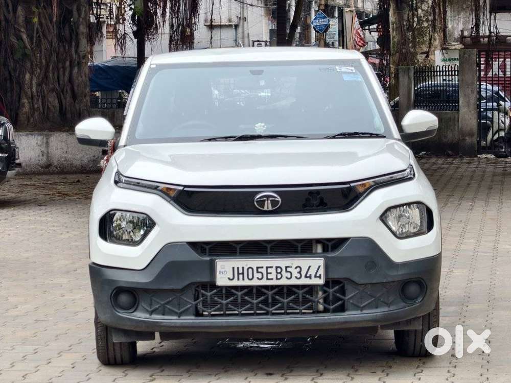 Tata Punch 1.2 Revotron Adventure Camo Rhythm Amt, 2025, Petrol