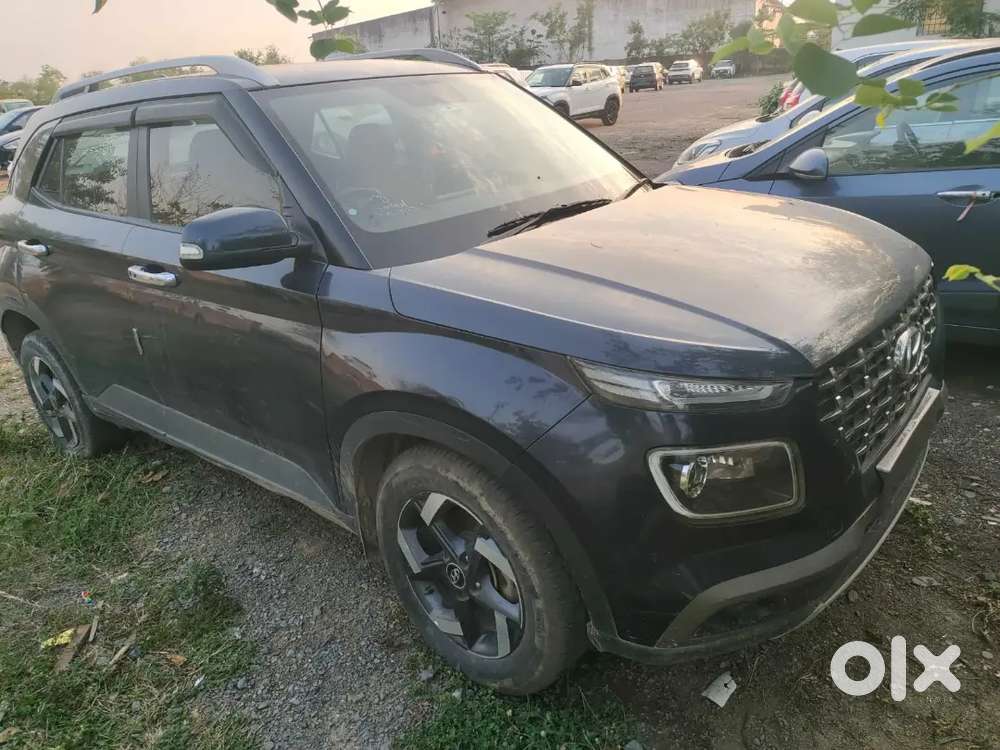 Hyundai Venue 2020 Petrol Well Maintained, Good Condition