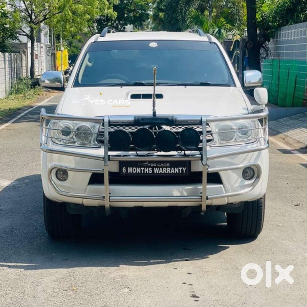 Toyota Fortuner 3.0 4x4 Manual, 2011, Diesel