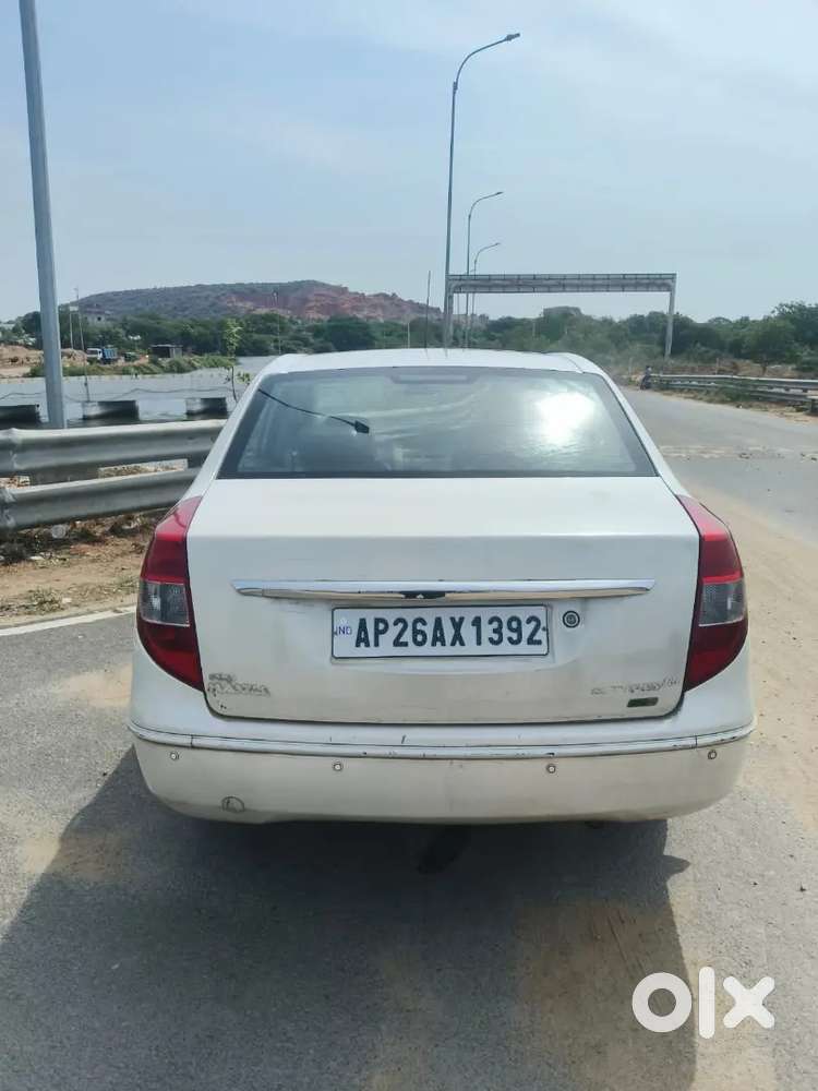 Tata Manza Aqua-safire 2013