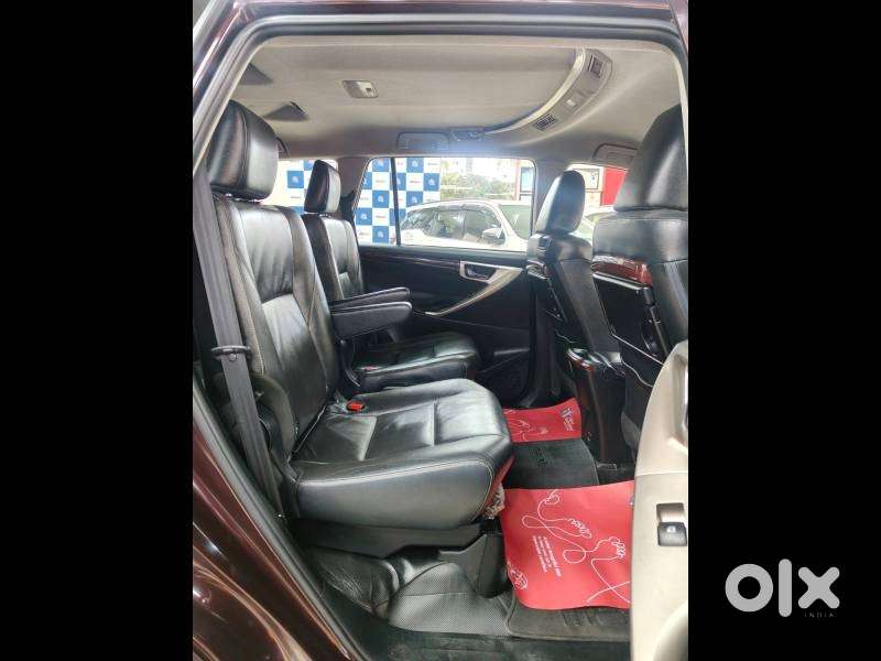 Toyota Innova Crysta Zx 2.4 Diesel 7 Seater, 2016, Diesel
