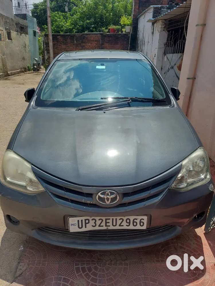 Toyota Etios Liva 2013