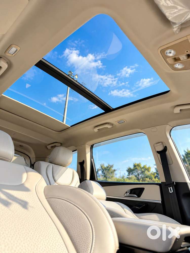 Mahindra Xuv700 2.2 Ax 7 Diesel At Luxury Pack Str, 2022, Diesel