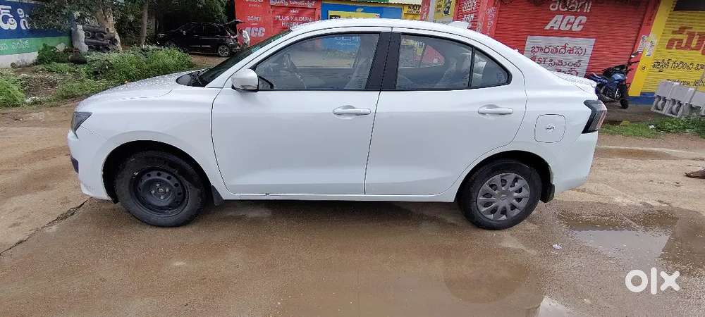 Maruti Suzuki Dzire Vxi 2025