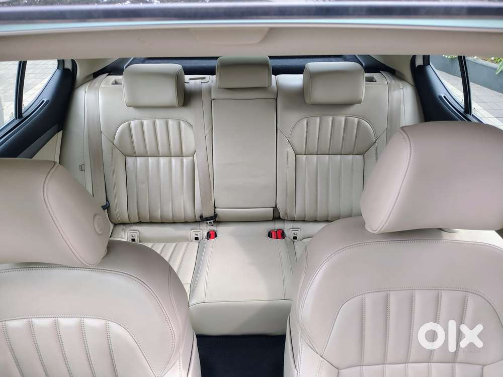 Skoda Superb [ ] 1.8 Style Tsi At, 2016, Petrol