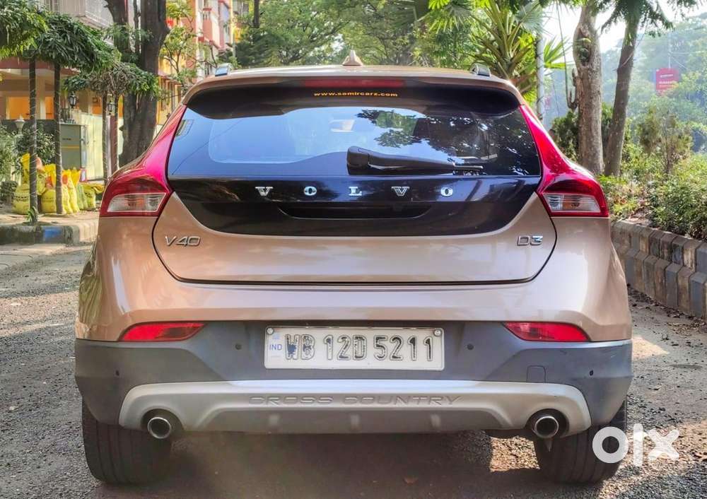 Volvo V40 Cross Country D3 Inscription, 2015, Diesel