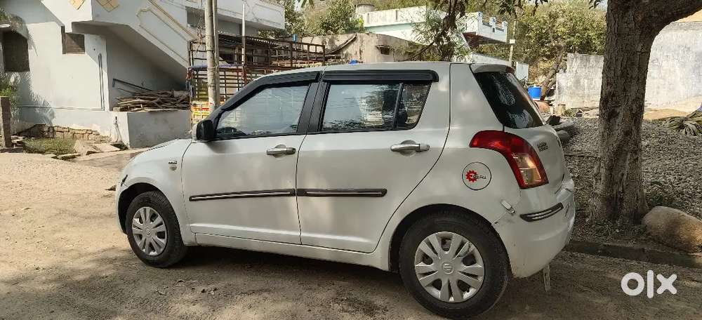 Maruti Suzuki Swift 2010 Diesel 210000 Km Driven