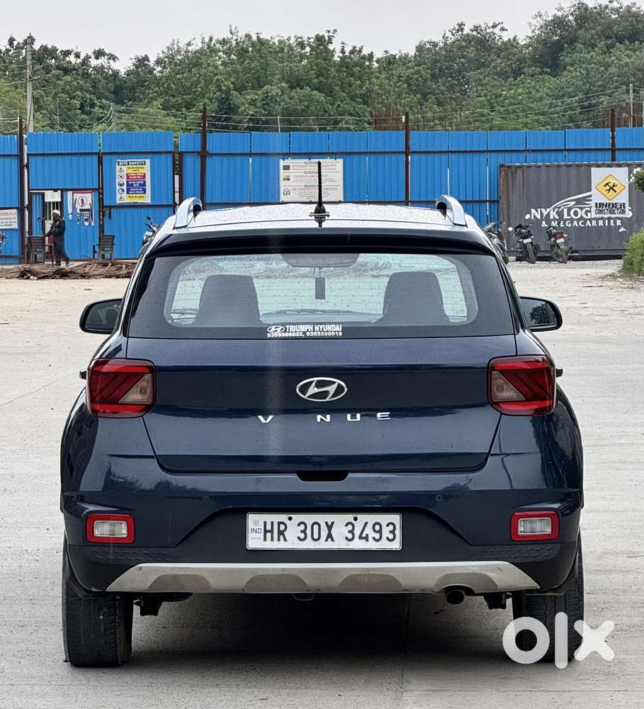 Hyundai Venue 1.2 S (o), 2021, Petrol