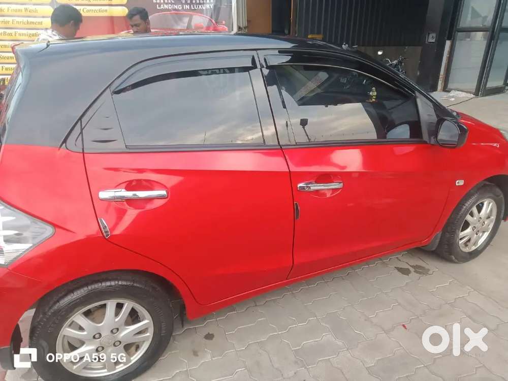 Honda Brio 2012 Petrol Well Maintained