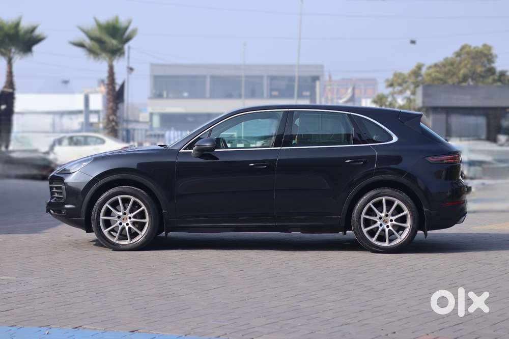 Porsche Cayenne S, 2022, Petrol
