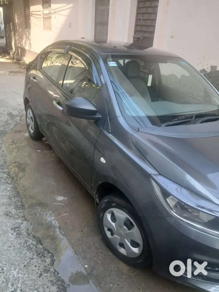 Tata Tigor 2025 Petrol Well Maintained