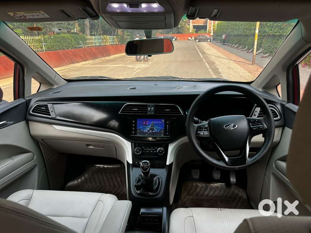 Mahindra Marazzo, 2018, Diesel