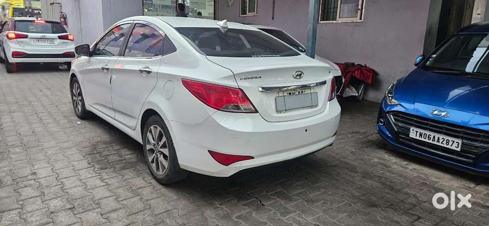 Hyundai Verna Fluidic 1.6 Vtvt Sx Opt, 2015, Petrol