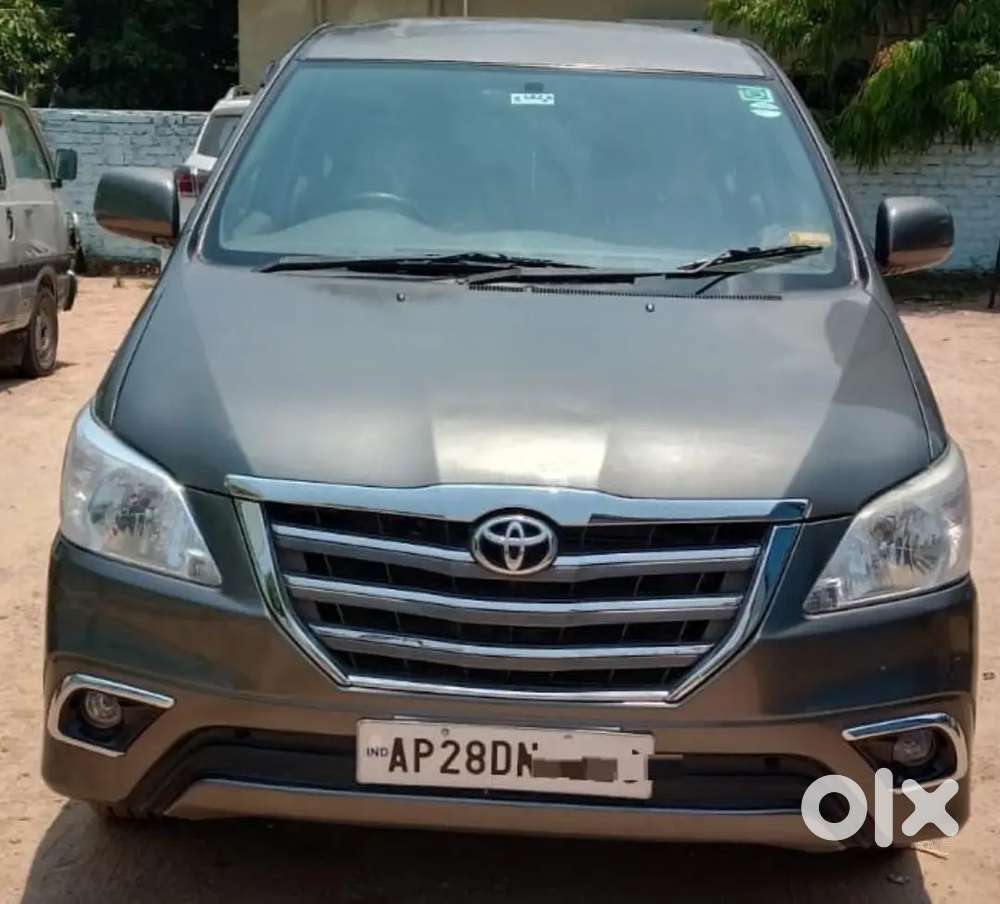 Toyota Innova 2.5 2013