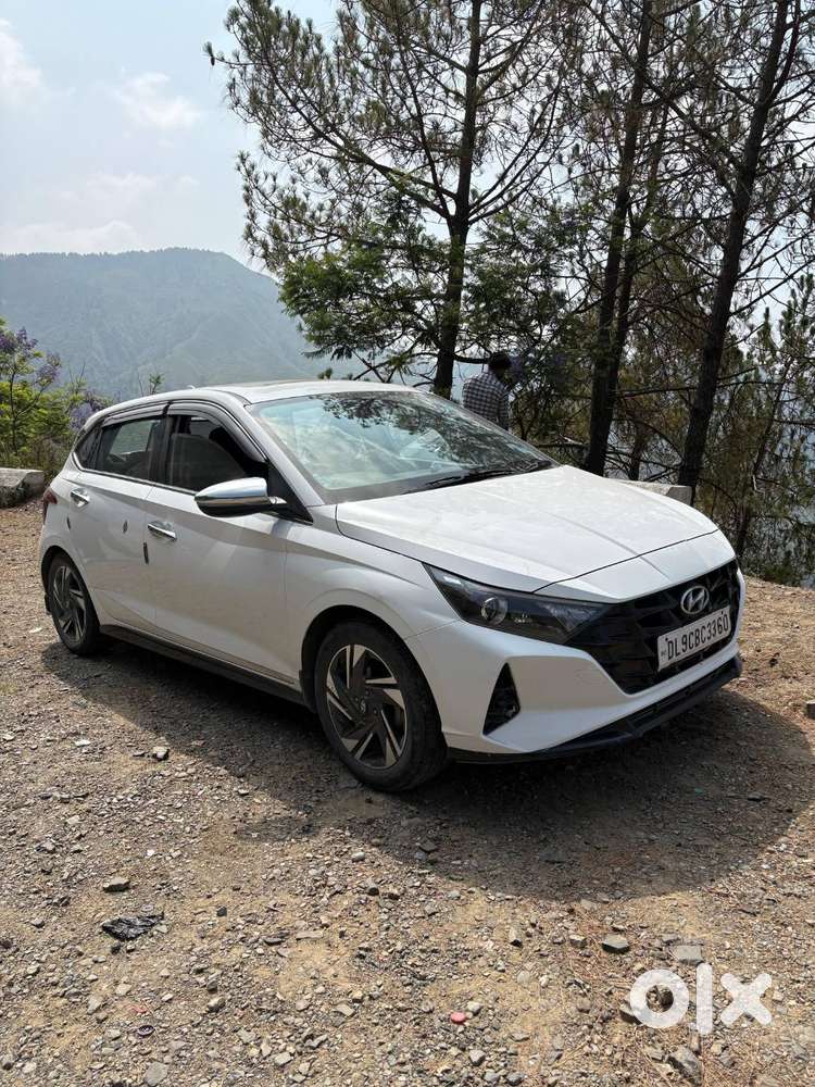 Hyundai I20 2023 Petrol- Top Model  Bose Sound System  Sunroof