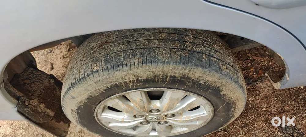 Toyota Innova 2010 Diesel 190000 Km Driven