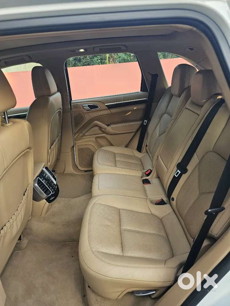 Porsche Cayenne V6