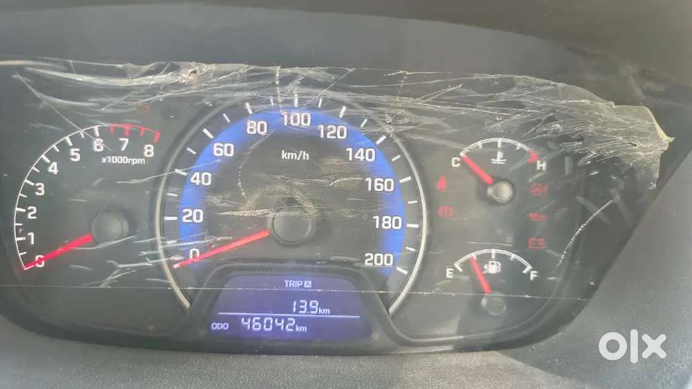 Hyundai Xcent Petrol Manual 2014