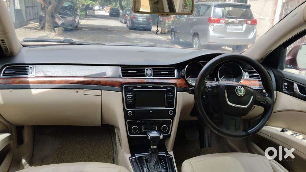 Skoda Superb 1.8 Elegance Tsi At, 2011, Petrol