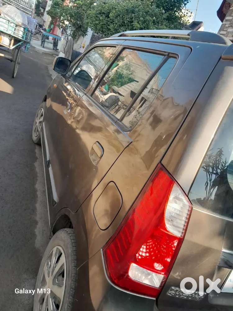 Single Handed Car Less Driven