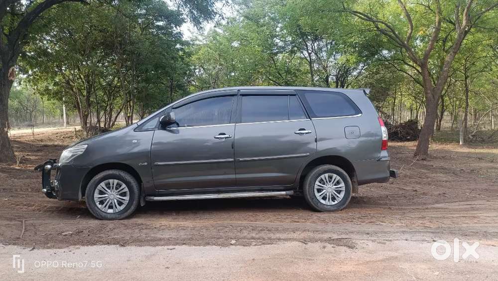 Toyota Innova 2.5 Diesel 2010-2030