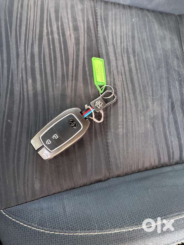 Toyota Innova Crysta 2.4 Gx Mt, 2020, Diesel