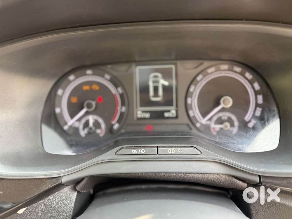 Skoda Kushaq 1.0 Tsi Style, 2022, Petrol