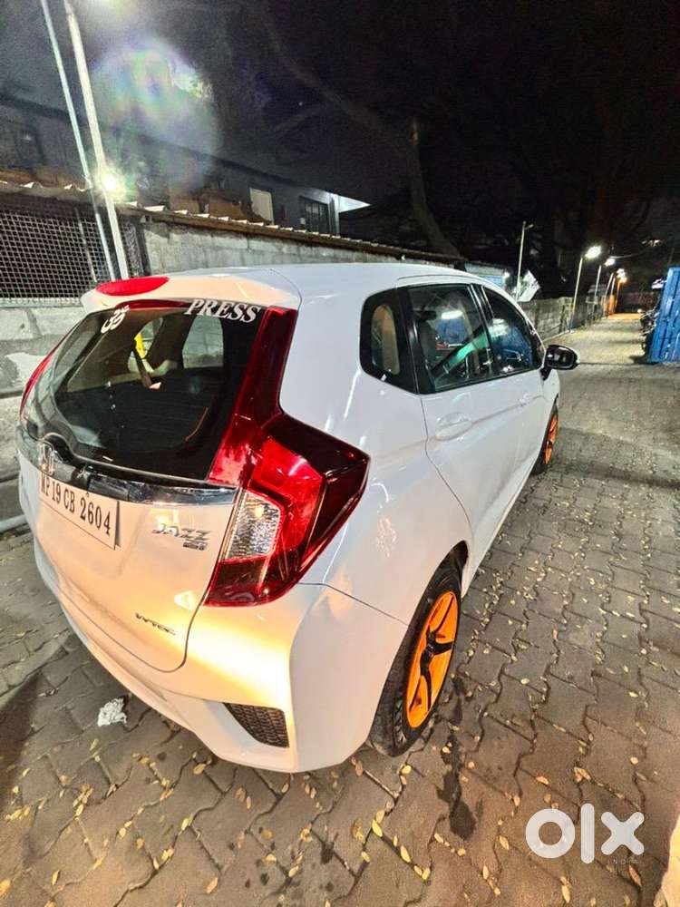 Honda Jazz 2015 Last Month Scratchless Condition