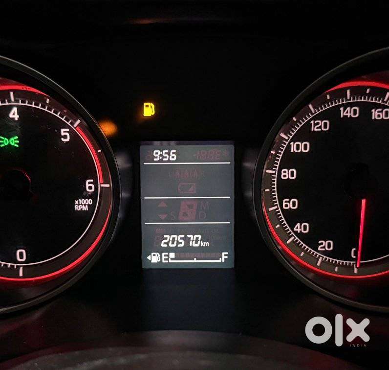 Maruti Suzuki Swift Vvt Zxi, 2019, Petrol