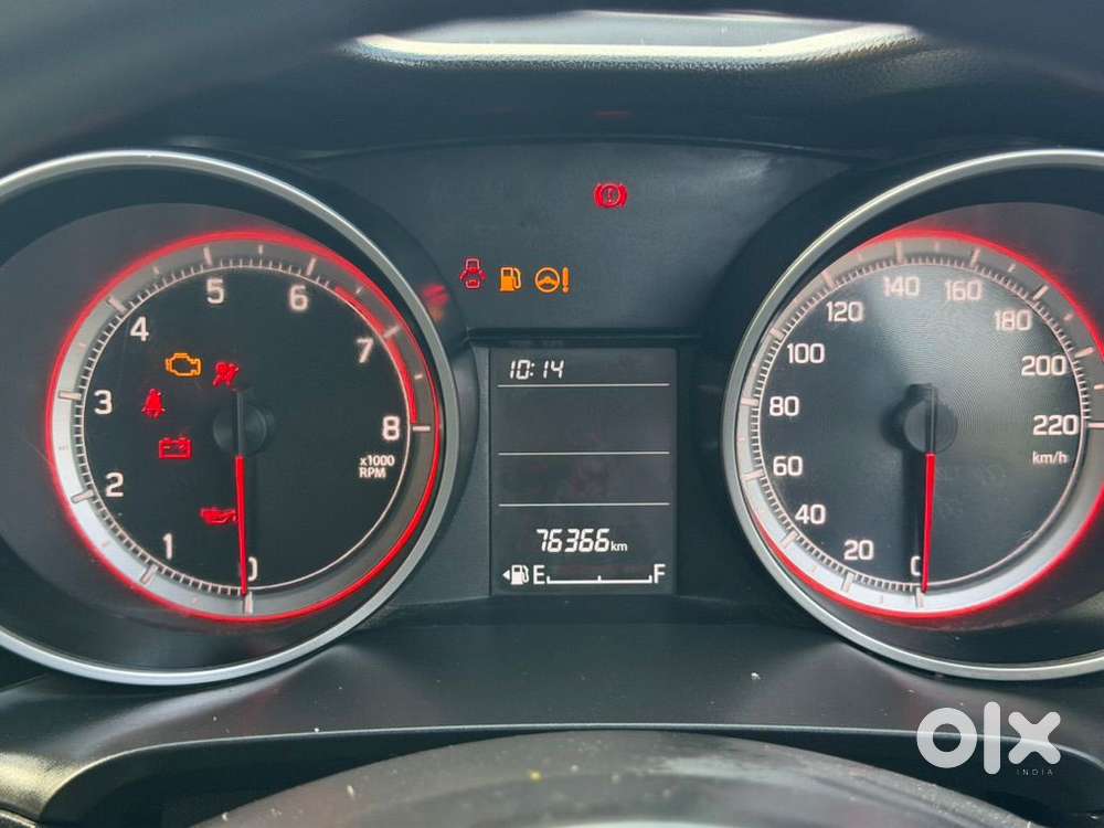 Maruti Suzuki Swift Vxi + Manual, 2023, Petrol