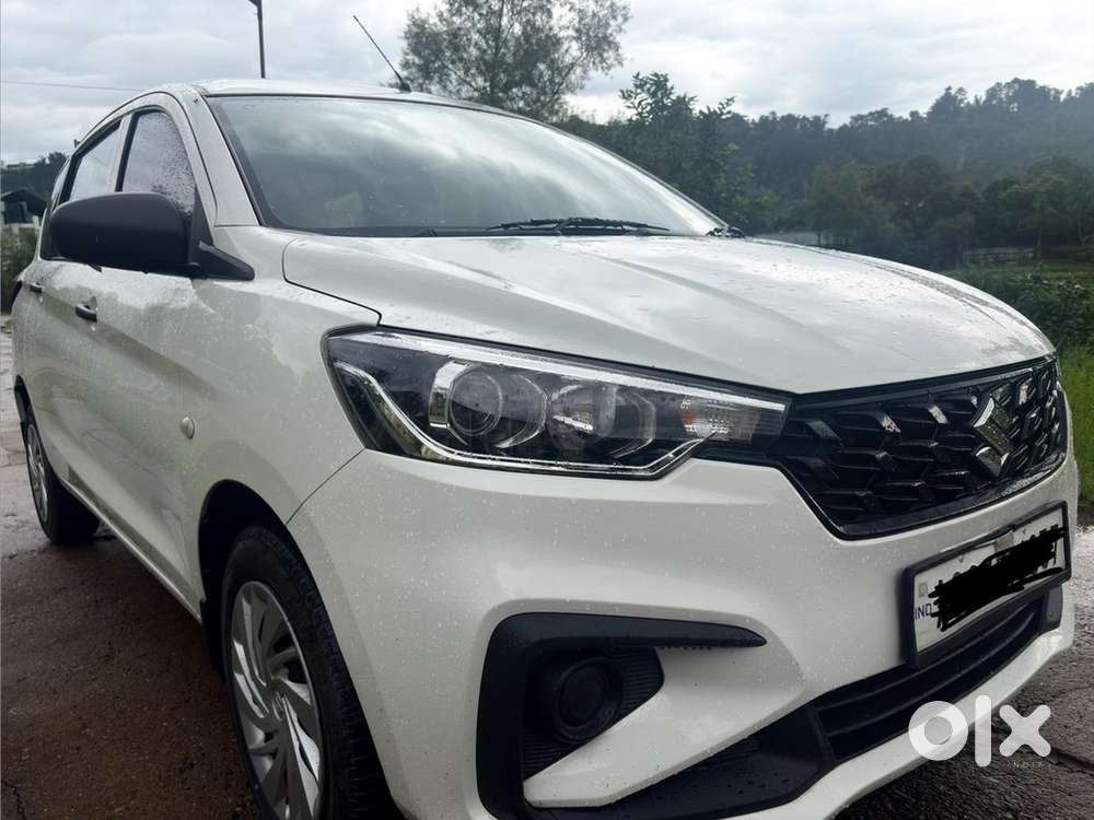 Maruti Ertiga Petrol Manual 2024