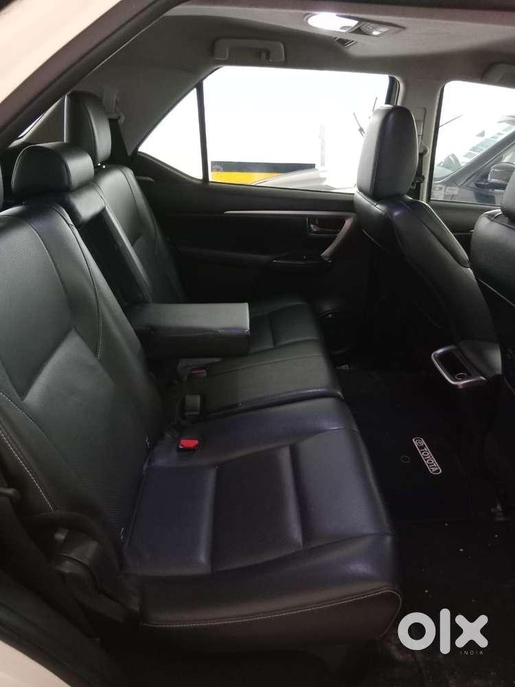 Toyota Fortuner Sportivo 4x4 Mt, 2021, Diesel