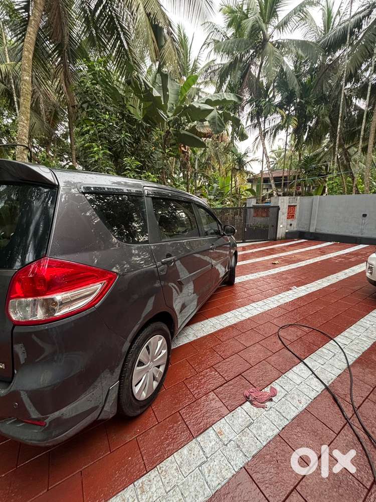 Maruti Suzuki Ertiga 2016