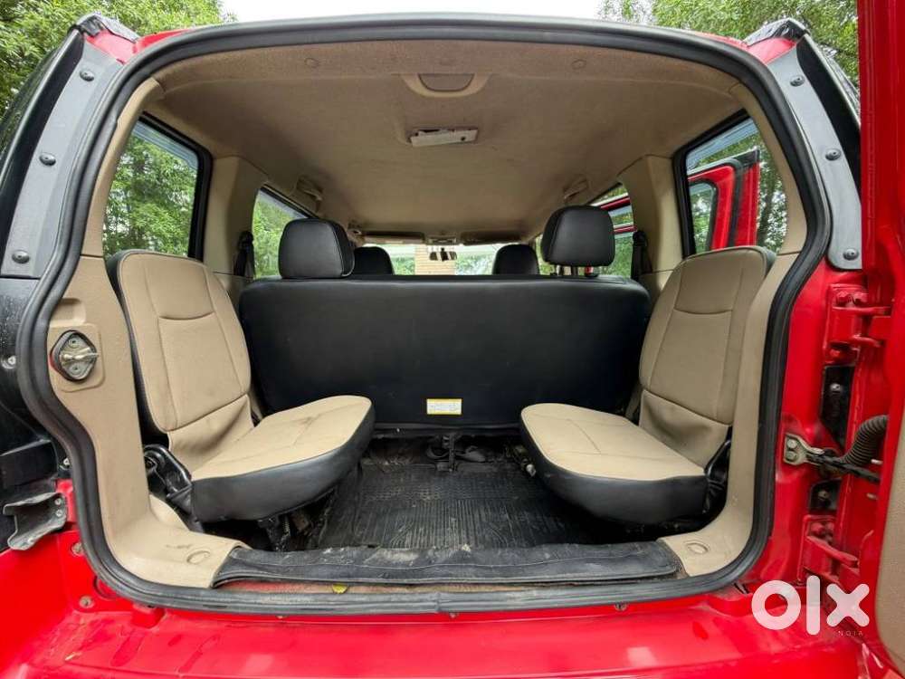 Mahindra Tuv 300 T10, 2019, Diesel