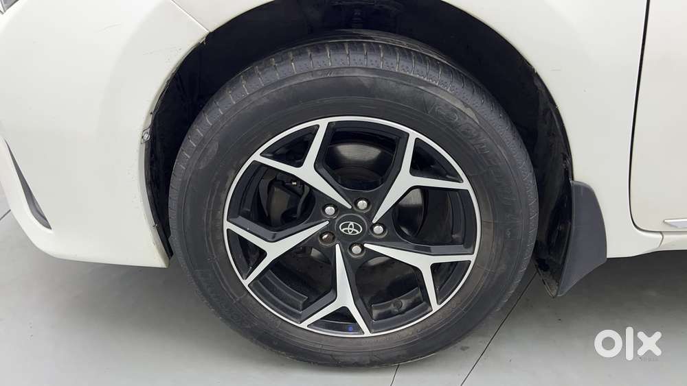 Toyota Corolla Altis 2013-2017 Vl At, 2017, Petrol