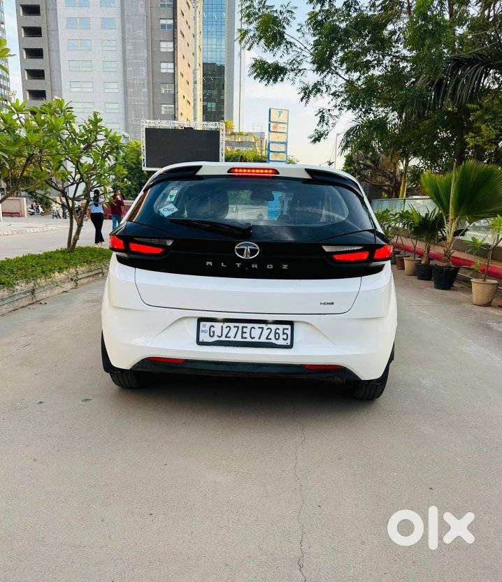 Tata Altroz Xz Icng, 2023, Petrol