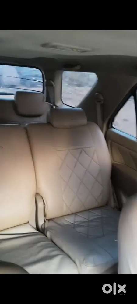 Toyota Fortuner 4x4 2011 Full Loaded He