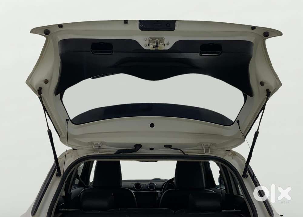 Maruti Suzuki Swift 2018 Amt Zxi, 2022, Petrol
